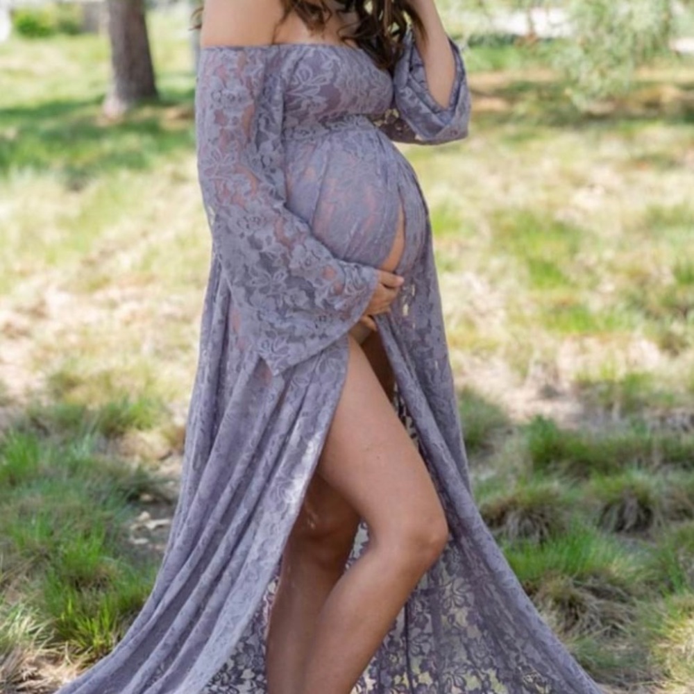 Pinkblush maternity gown size L